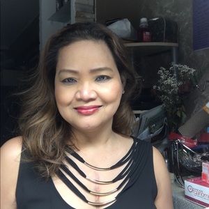 Meet your Posher, Jennette